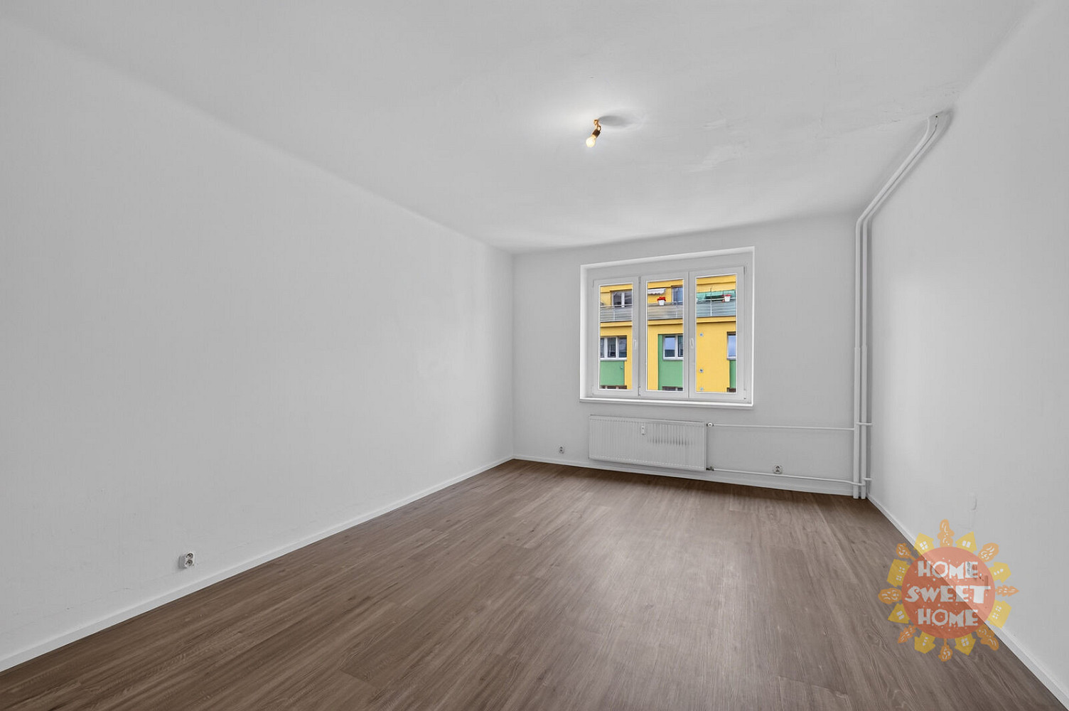 Prodej bytu 1+kk 33 m² – fotografie 2