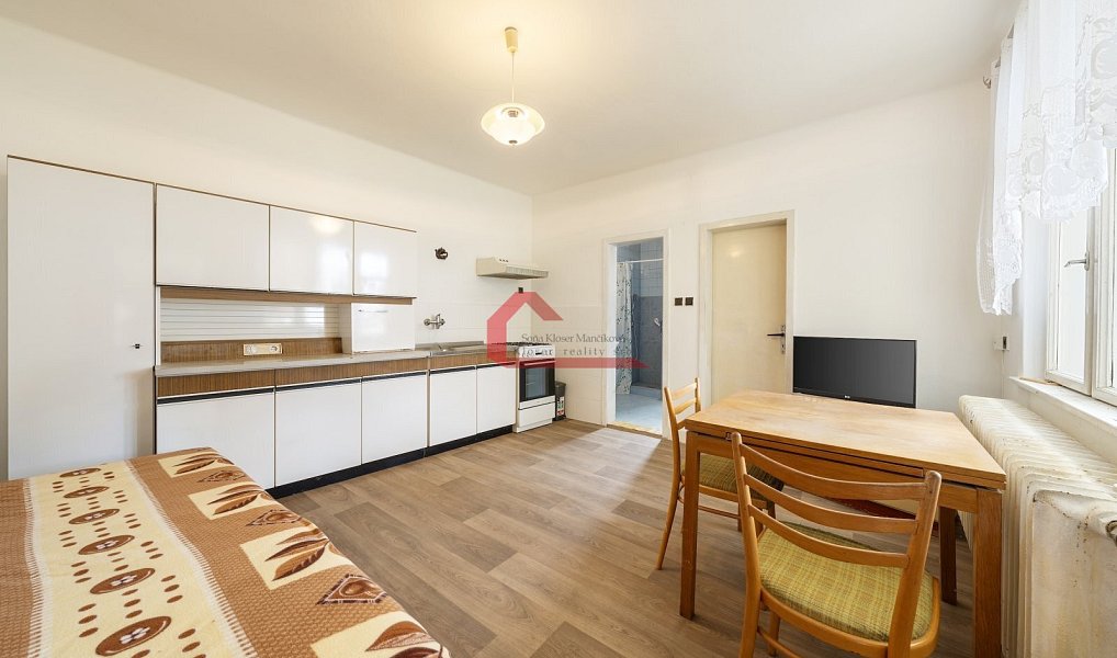 Prodej domu 195 m² s pozemkem 487 m², Tvrdonice – náhled fotky 3