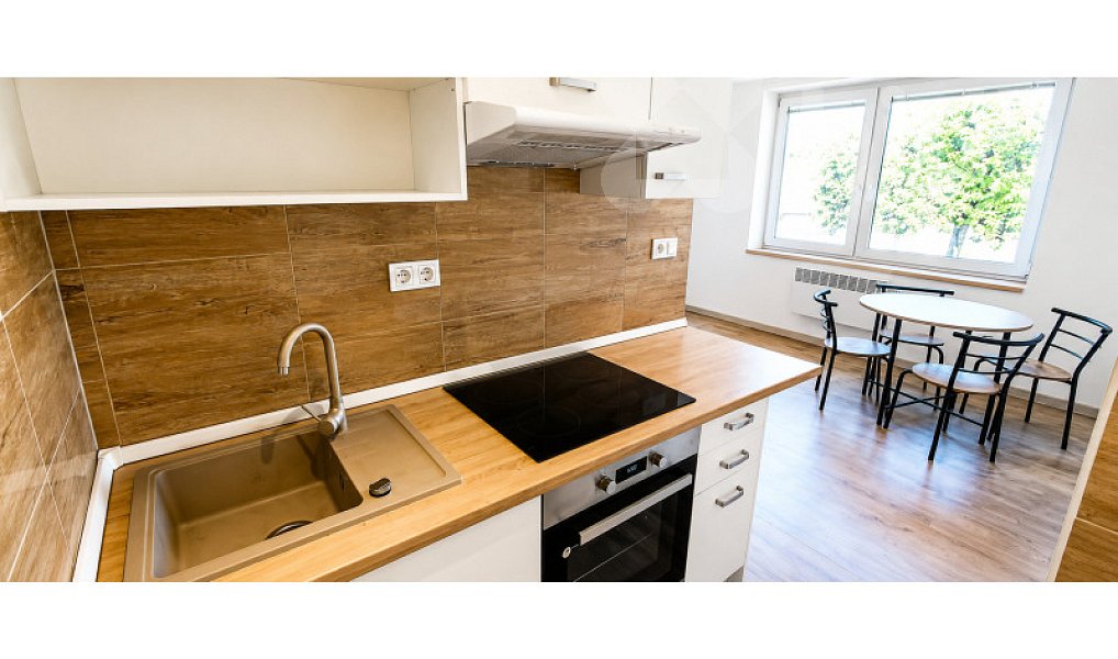 Prodej bytu 1+kk 26 m², Zlín – náhled fotky 4