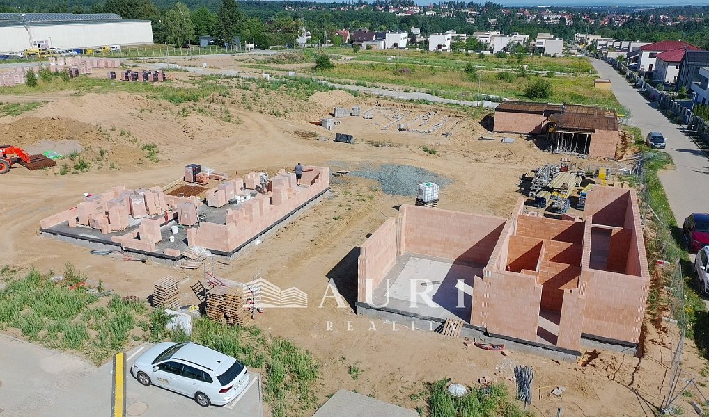 Prodej domu 250 m² s pozemkem 774 m², Úvaly – náhled fotky 15