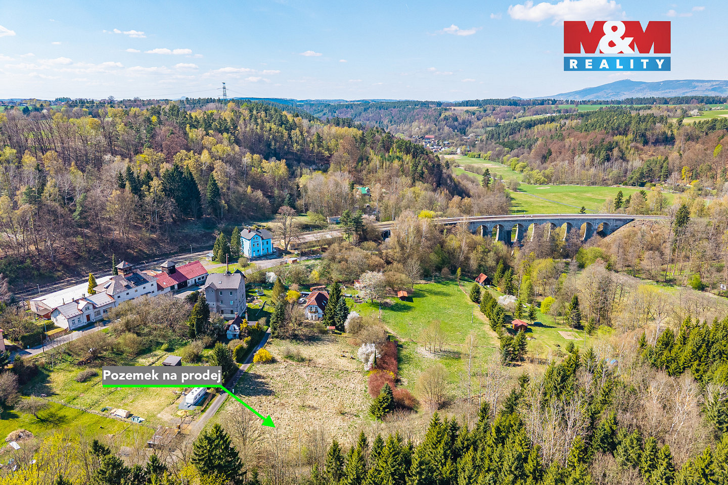 Prodej stavebního pozemku 1 064 m² – fotografie 2