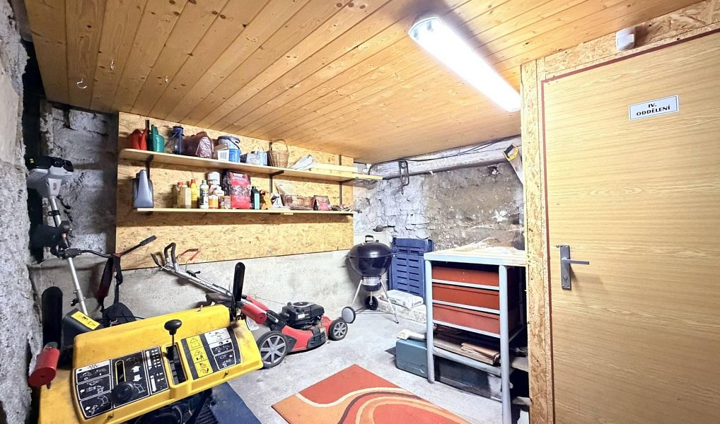 Prodej domu 200 m² s pozemkem 1 124 m², Klíny – náhled fotky 10