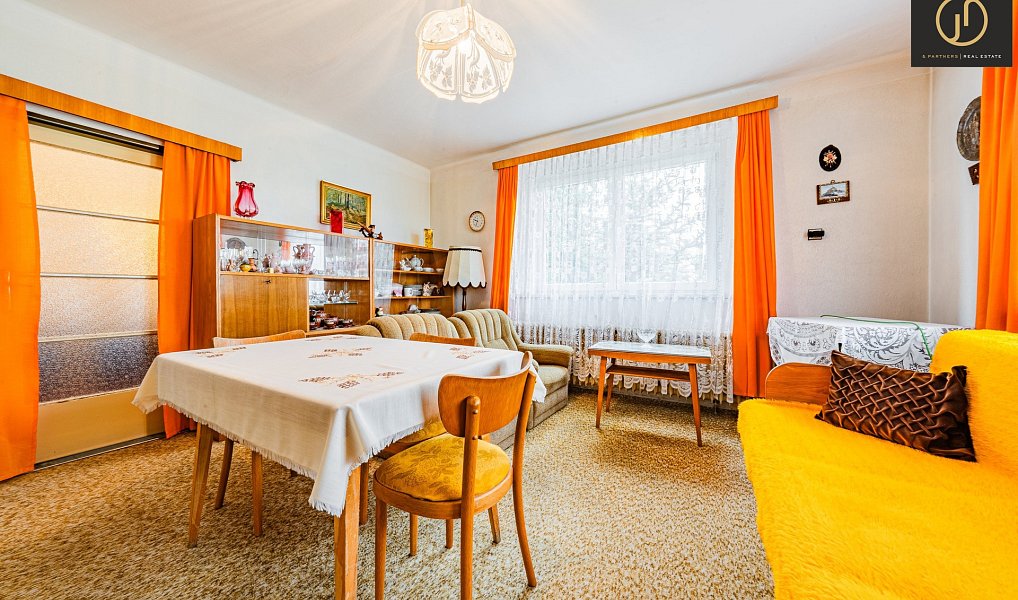 Prodej domu 277 m² s pozemkem 1 132 m², Lhota – náhled fotky 7