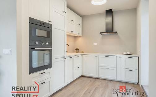 Prodej domu 105 m² s pozemkem 243 m², Pod Kozincem, Svinařov, okres Kladno