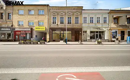 Prodej domu 340 m² s pozemkem 233 m², 17. listopadu, Břeclav