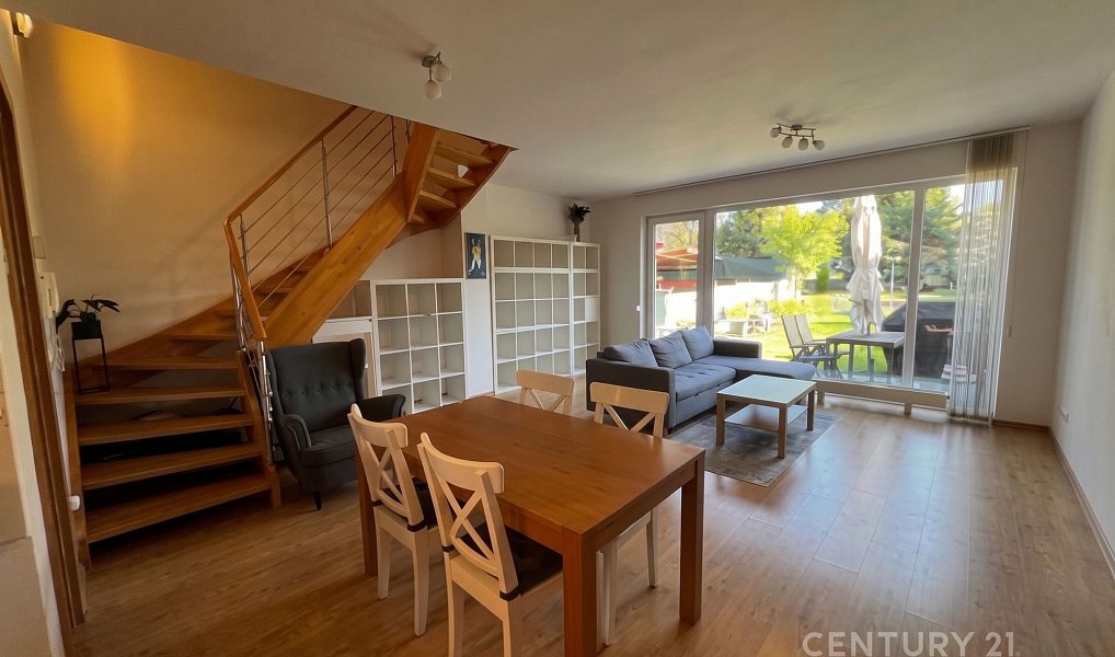 Pronájem rodinného domu, 102 m², Praha-západ, Drahelčice