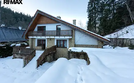 Prodej domu 600 m² s pozemkem 24 773 m², Velké Karlovice, okres Vsetín