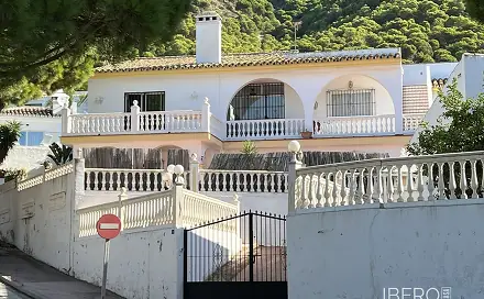Prodej domu 271 m² s pozemkem 789 m², Mijas, Španělsko