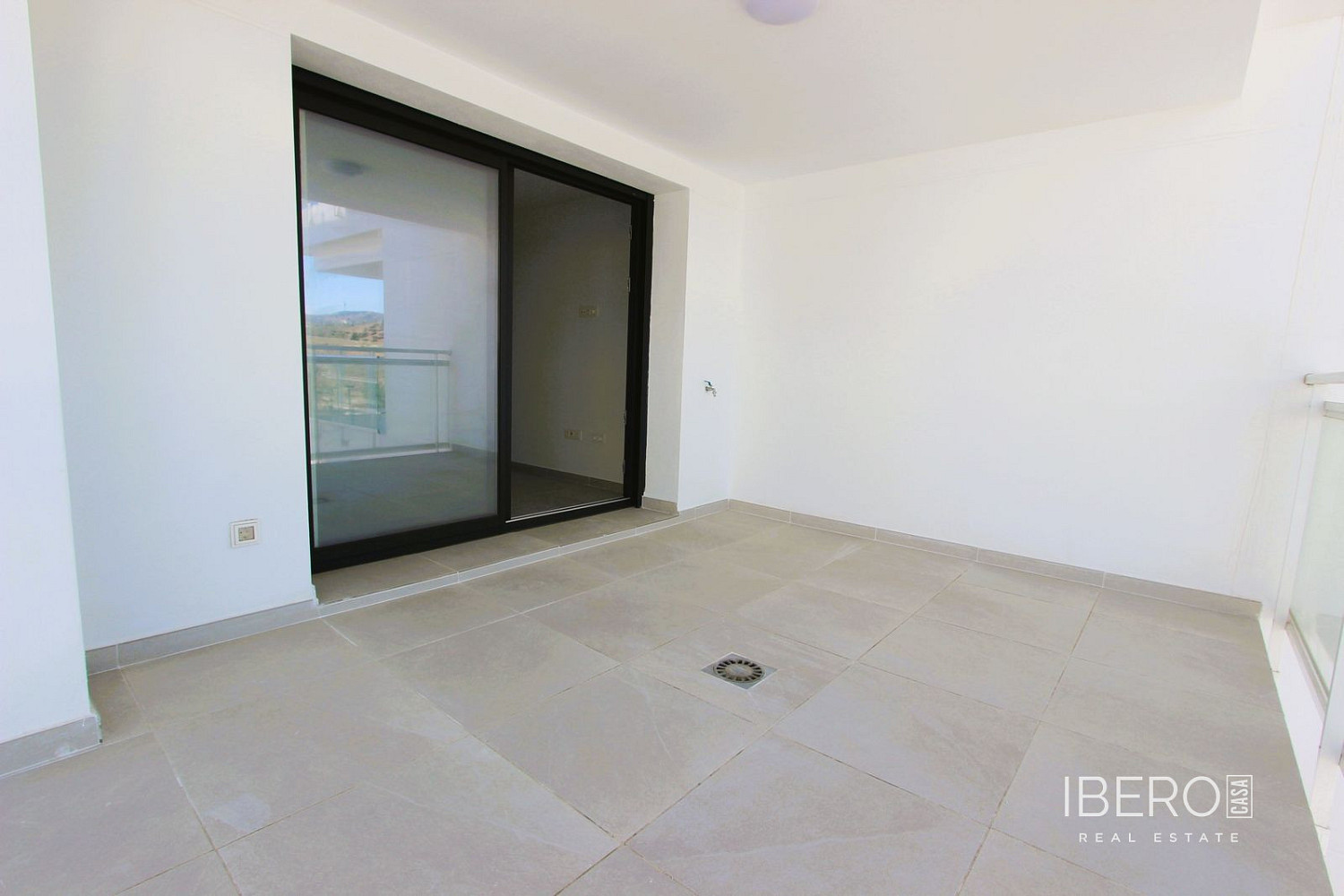 Prodej bytu 4+kk 105 m² — photo 3