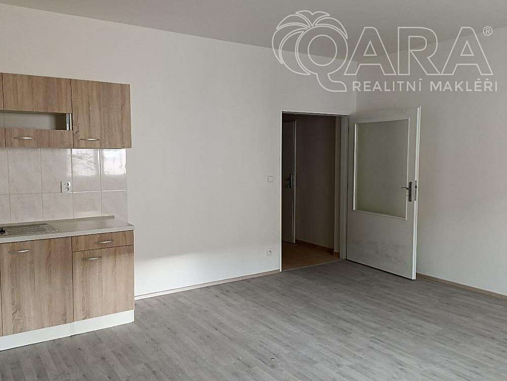 Pronájem bytu 2+kk 71 m² – fotografie 4