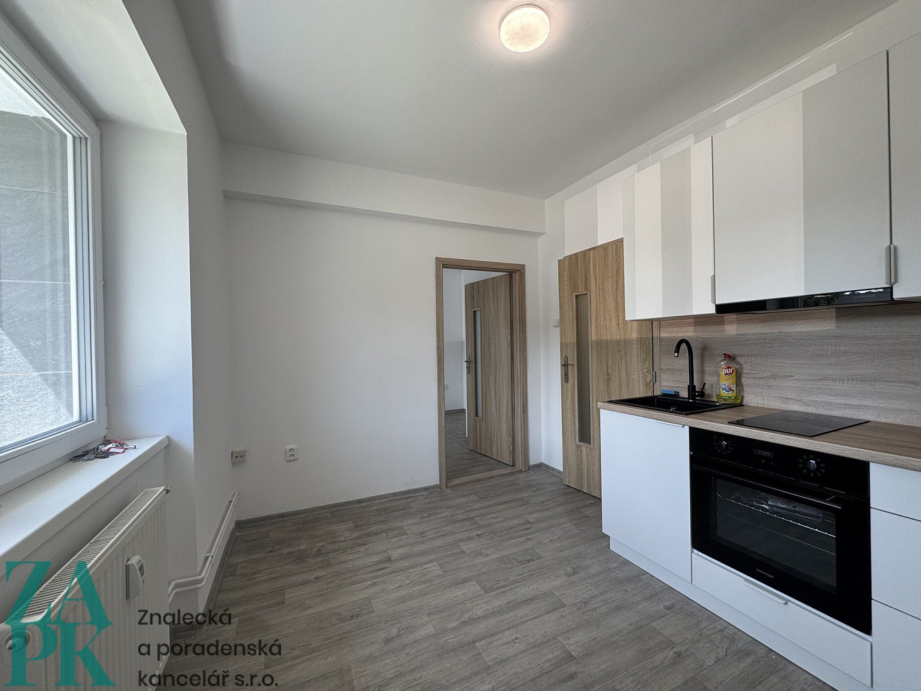 Pronájem bytu 1+1 26 m² – fotografie 2