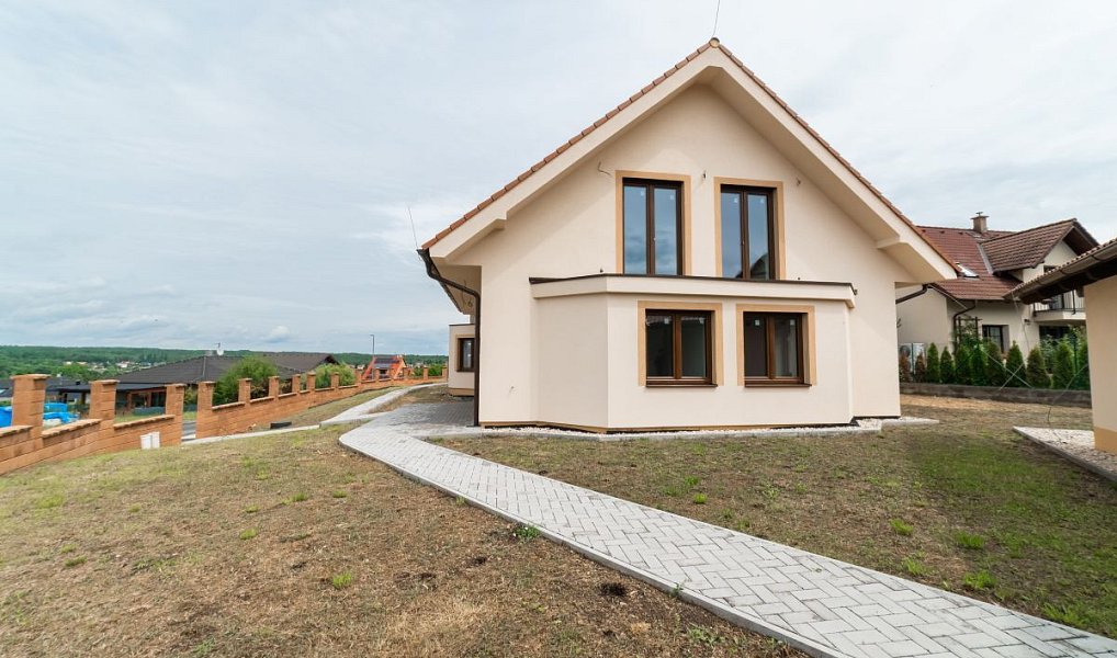 Prodej domu 218 m² s pozemkem 1 043 m², Stará Huť – náhled fotky 6