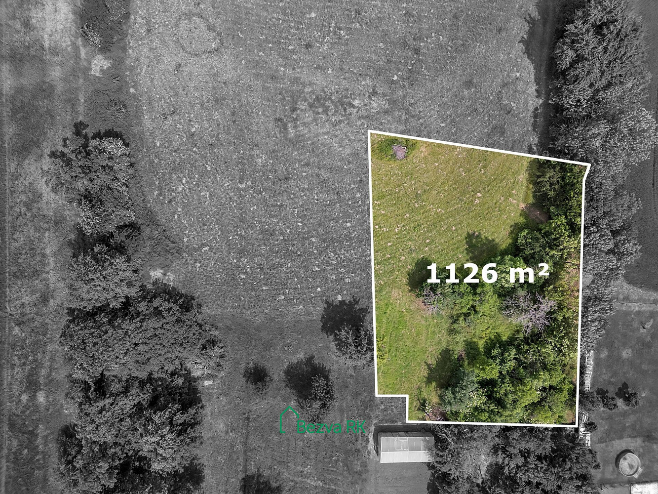 Prodej stavebního pozemku 1126 m² Levín u Berouna – pohled 2
