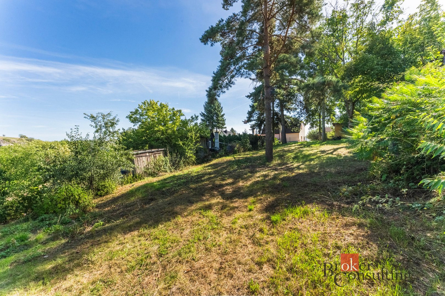 Prodej stavebního pozemku 587 m² – fotografie 5