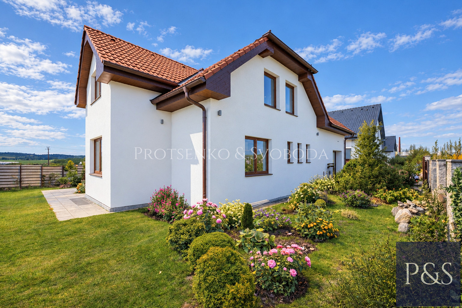Prodej domu 252 m² s pozemkem 845 m²