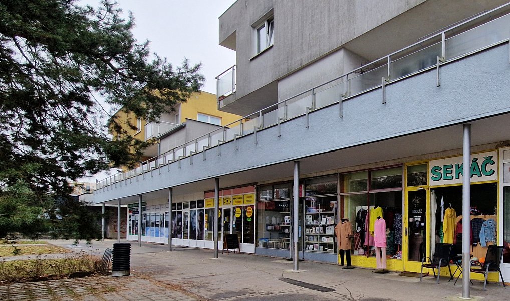 Prodej obchodních prostor 430 m², Otrokovice – náhled fotky 3