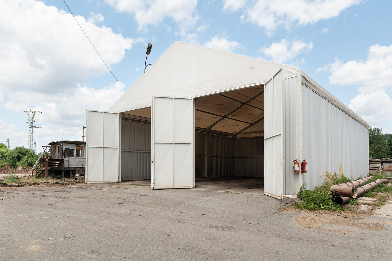 Pronájem skladovacích prostor 172 m²