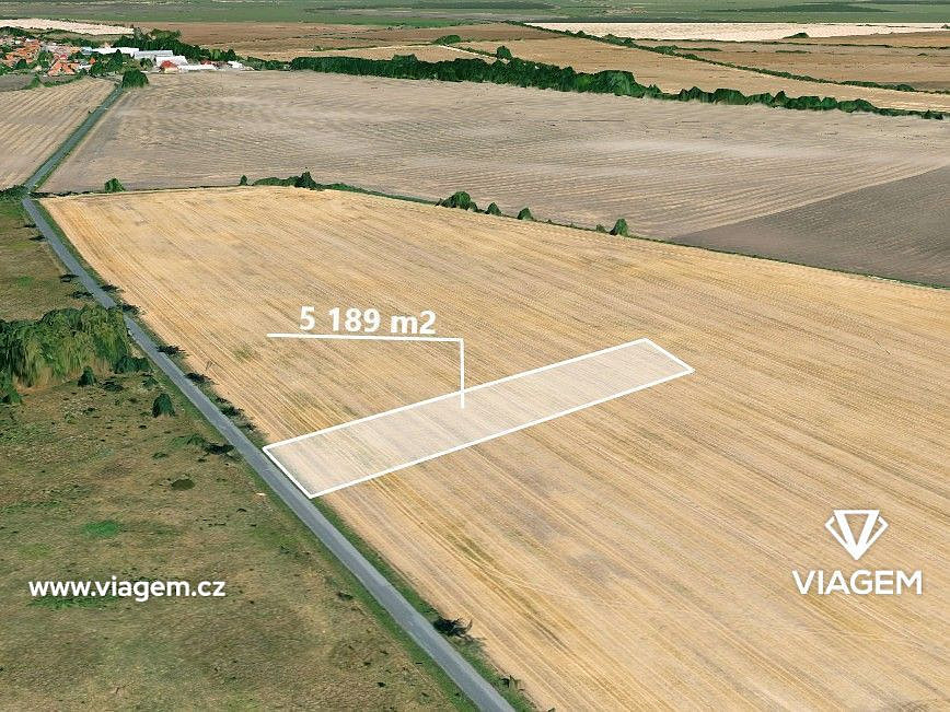 Prodej pole 572 m²
