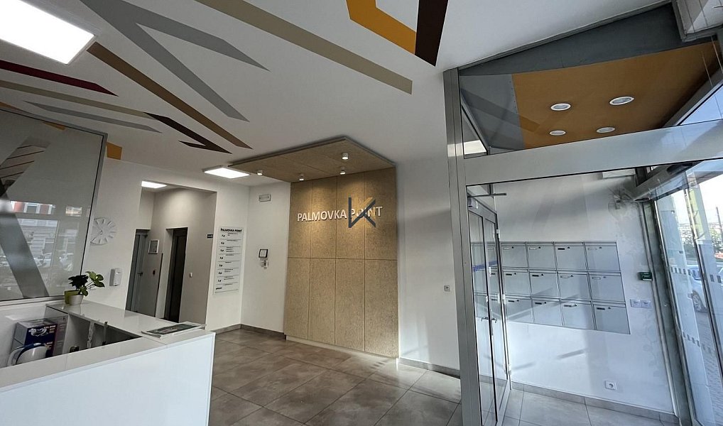 Pronájem kanceláře 270 m², Praha – náhled fotky 2