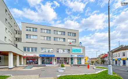 Pronájem kanceláře 29 m², Školní, Chomutov