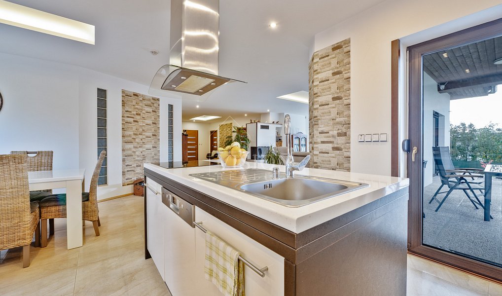 Prodej domu 152 m² s pozemkem 758 m², Klatovy – náhled fotky 7