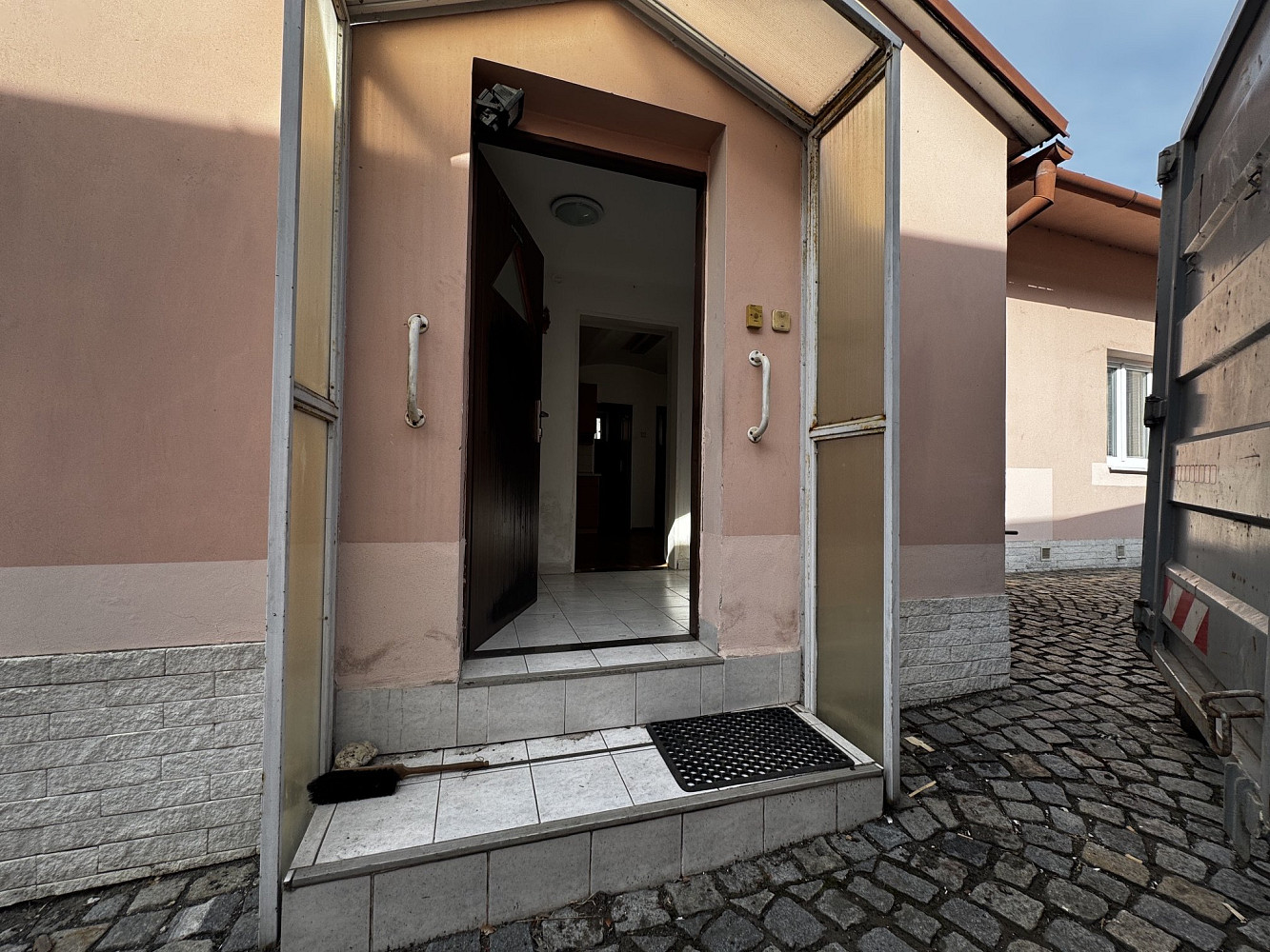 Prodej domu 110 m² s pozemkem 2 669 m² – fotografie 3