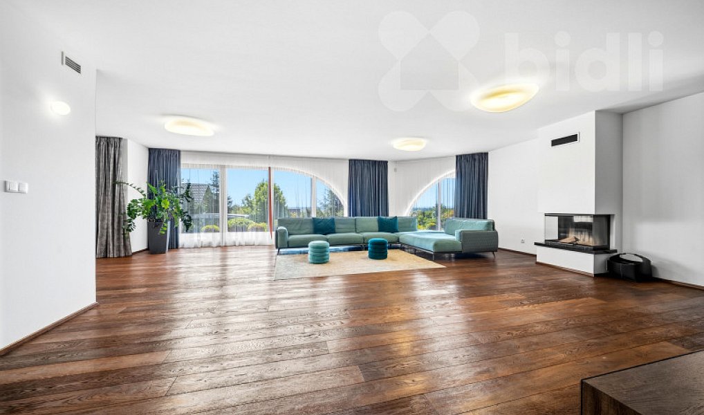 Prodej domu 400 m² s pozemkem 1 632 m², Vysoká nad Labem – náhled fotky 3