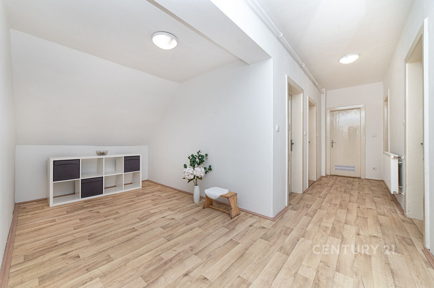 Prodej bytu 2+1 102 m² – fotografie 2