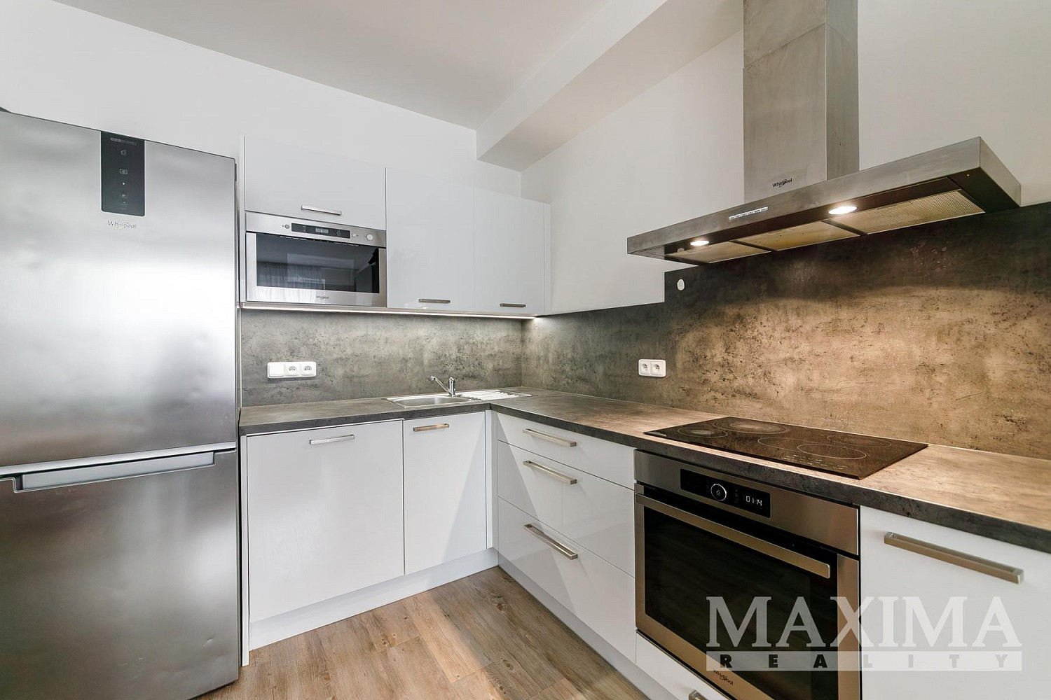 Pronájem bytu 2+kk 50 m² – fotografie 2