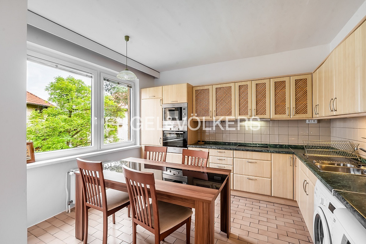 Pronájem bytu 4+kk 82 m²