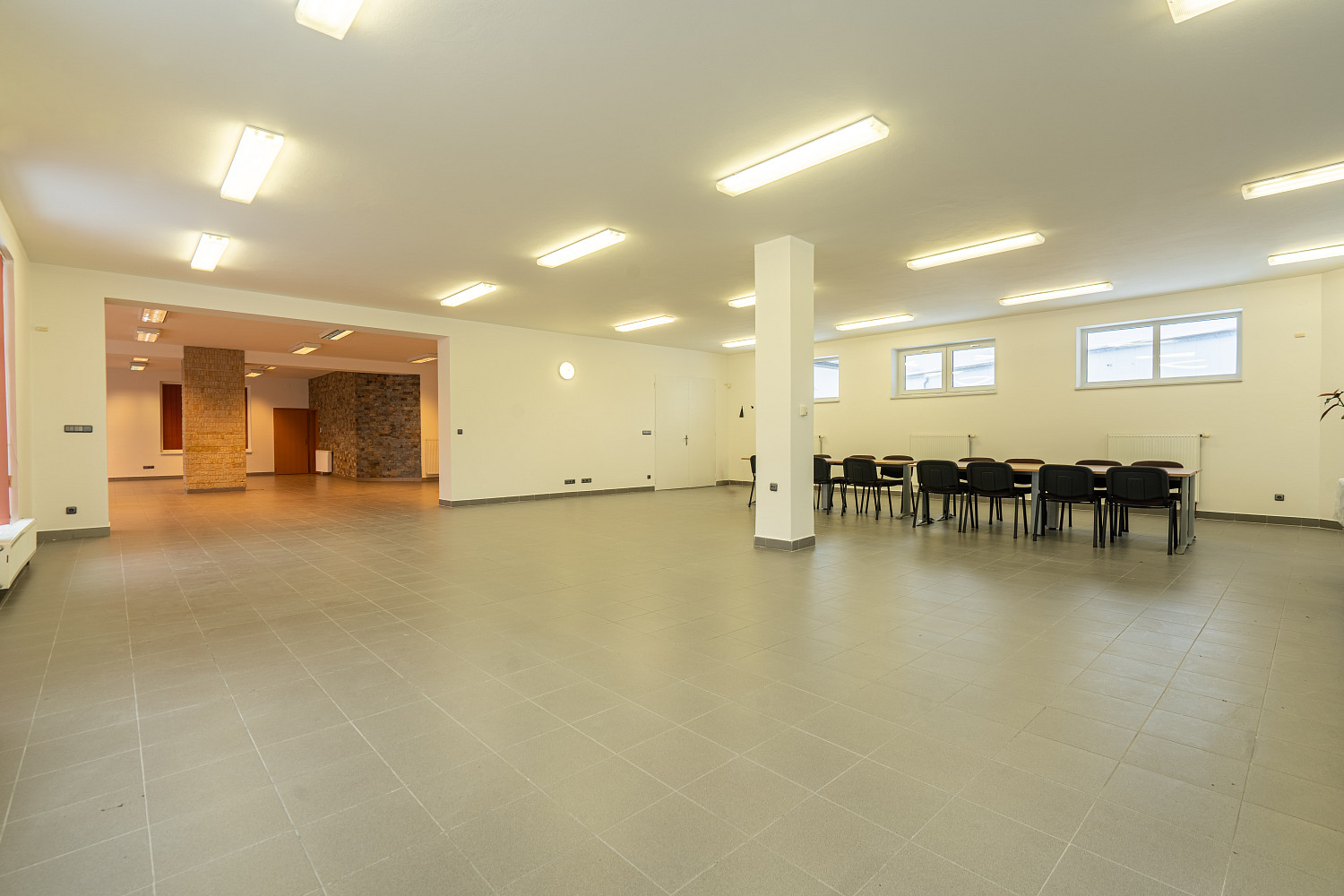 Pronájem komečního prostoru 299,3m² – pohled 5