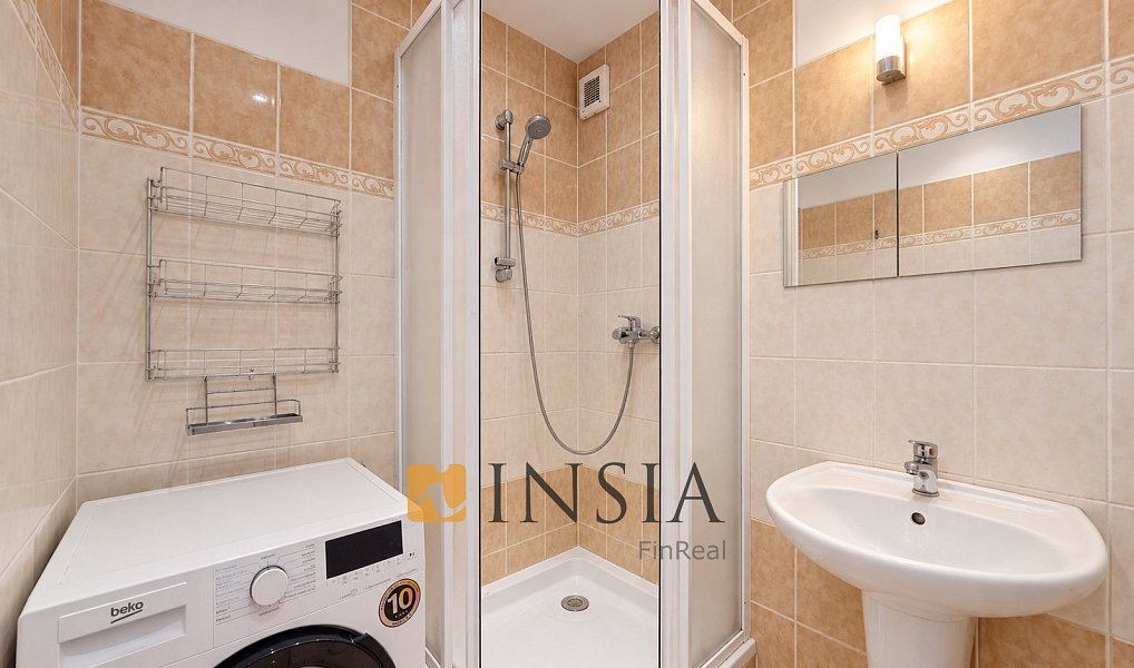 Prodej bytu 4+1 99 m², Praha – náhled fotky 11