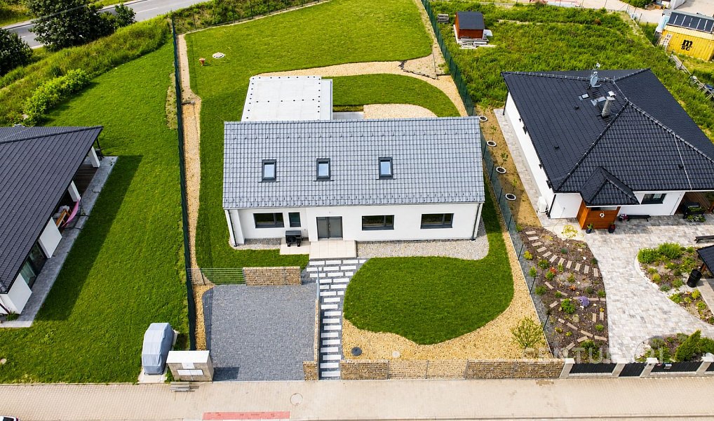 Pronájem domu 236 m² s pozemkem 1 500 m², Benešov – náhled fotky 5