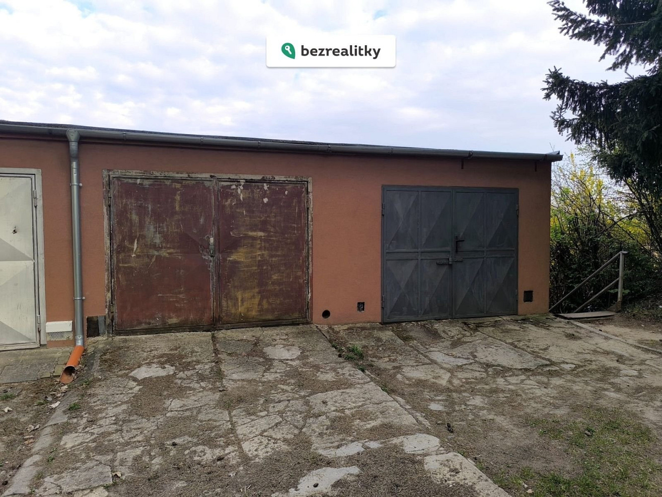 Prodej garáže 23 m2 – fotografie 4