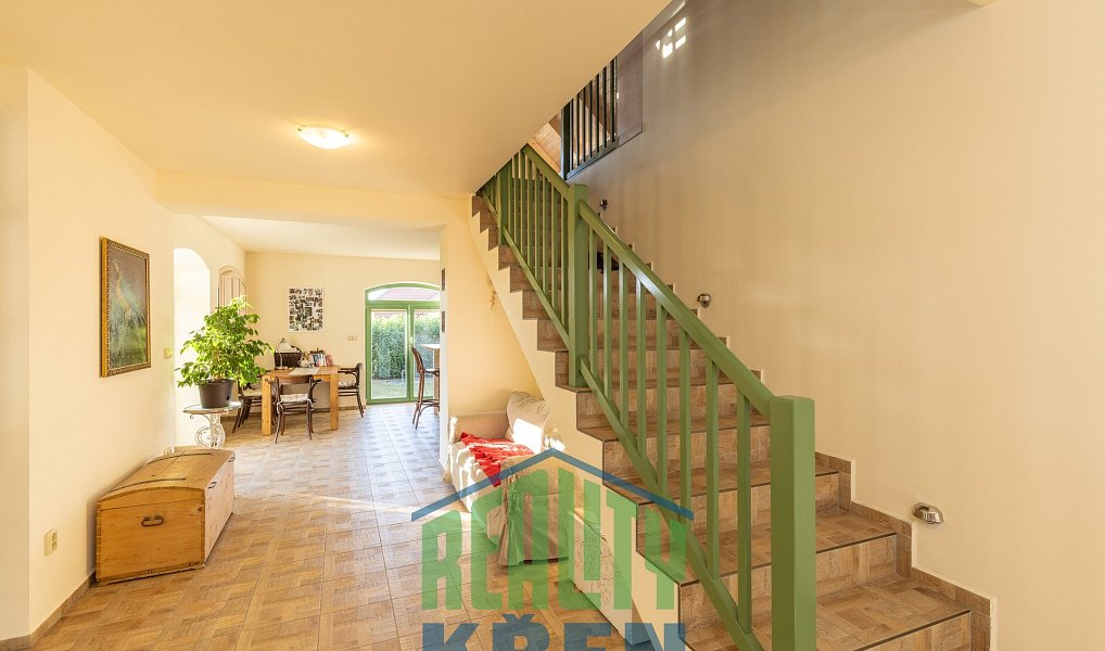 Prodej domu 212 m² s pozemkem 383 m², Praha – náhled fotky 9