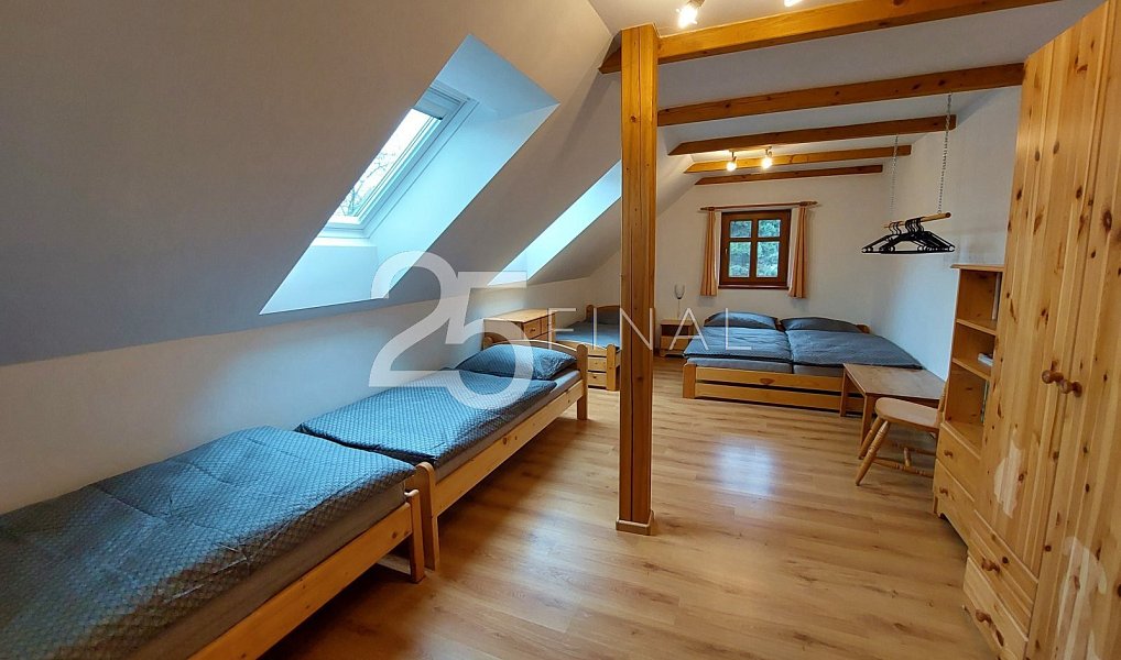 Pronájem domu 200 m² s pozemkem 1 093 m², Osek – náhled fotky 20