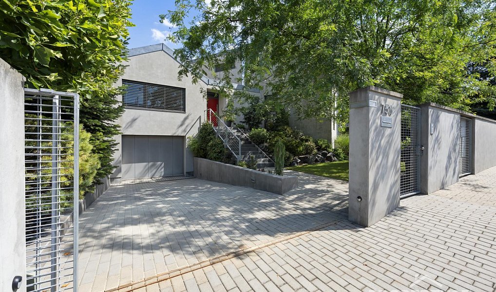 Prodej domu 345 m² s pozemkem 520 m², Praha – náhled fotky 12