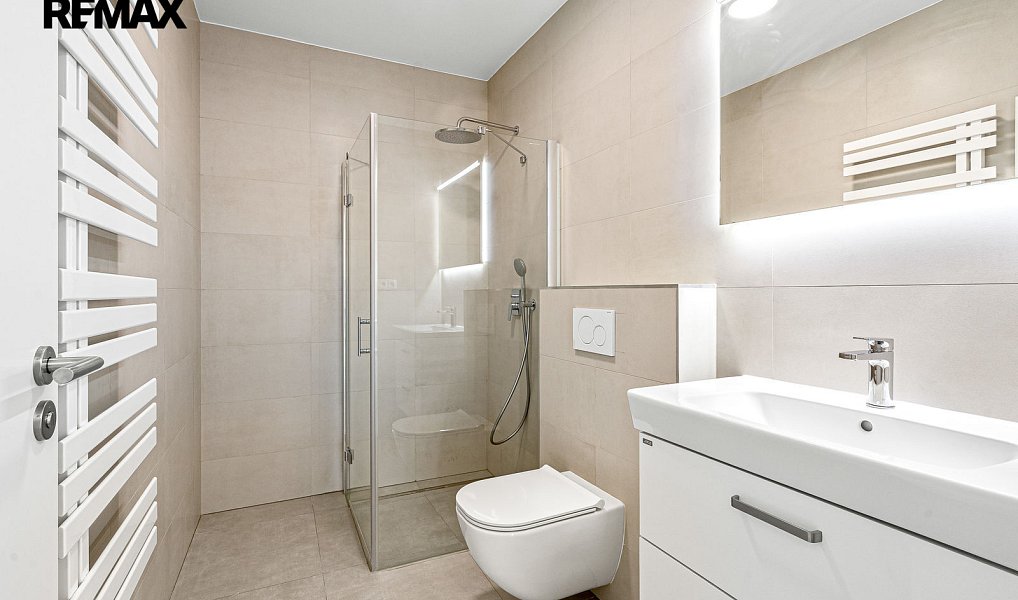 Prodej domu 138 m² s pozemkem 430 m², Praha – náhled fotky 12