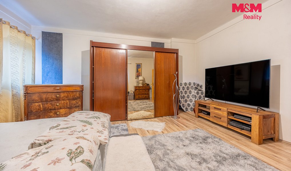 Prodej domu 424 m² s pozemkem 1 444 m², Měcholupy – náhled fotky 14