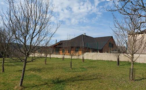 Prodej domu 350 m² s pozemkem 1 100 m², Lutonina