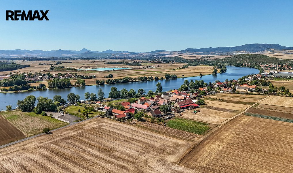 Prodej stavebního pozemku 1 202 m², Polepy – náhled fotky 15