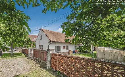 Prodej domu 126 m² s pozemkem 4 439 m², Na Dubech, Hradec Králové - Pouchov