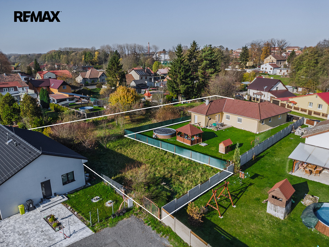 Prodej stavebního pozemku 1 424 m²