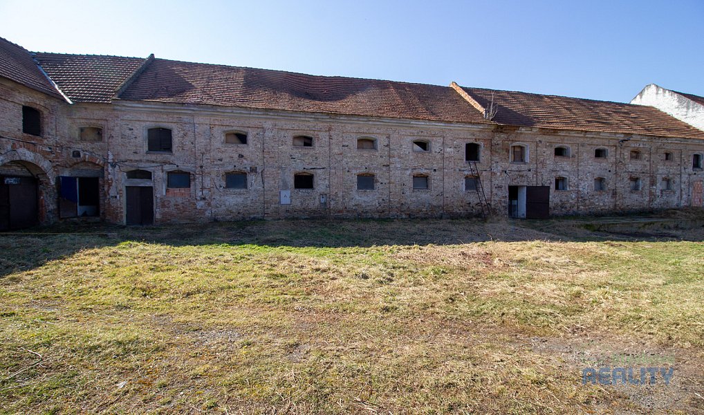 Prodej zemědělského objektu 1 113 m², Kojetice – náhled fotky 11