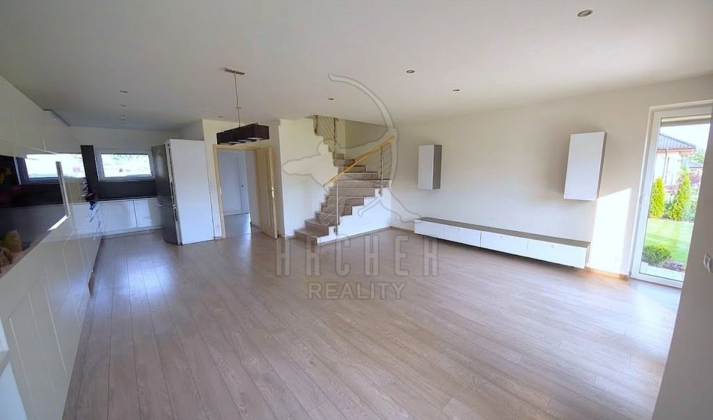 Prodej domu 135 m² s pozemkem 238 m², Přezletice – náhled fotky 2