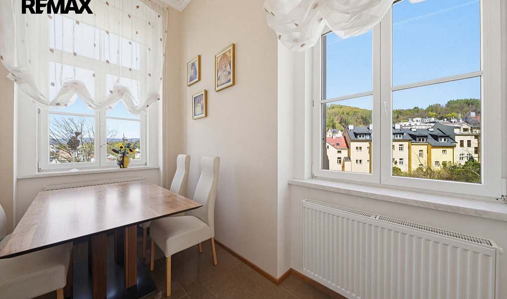 Prodej bytu 2+1 66 m², Karlovy Vary – náhled fotky 9