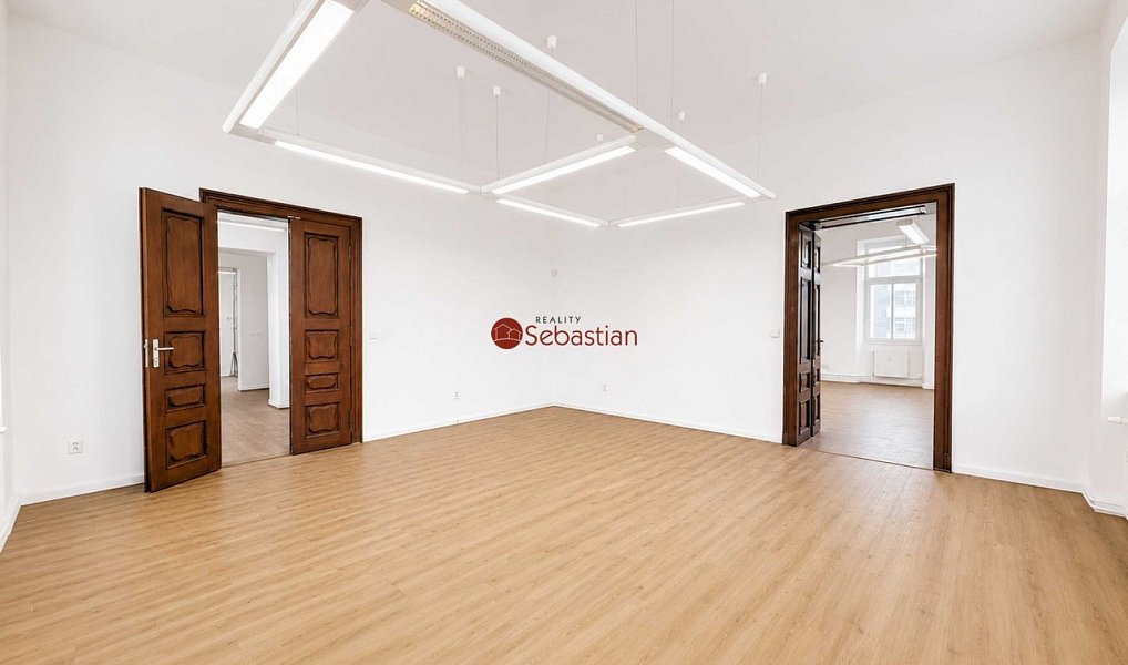 Pronájem kanceláře 182 m², Pardubice – náhled fotky 4