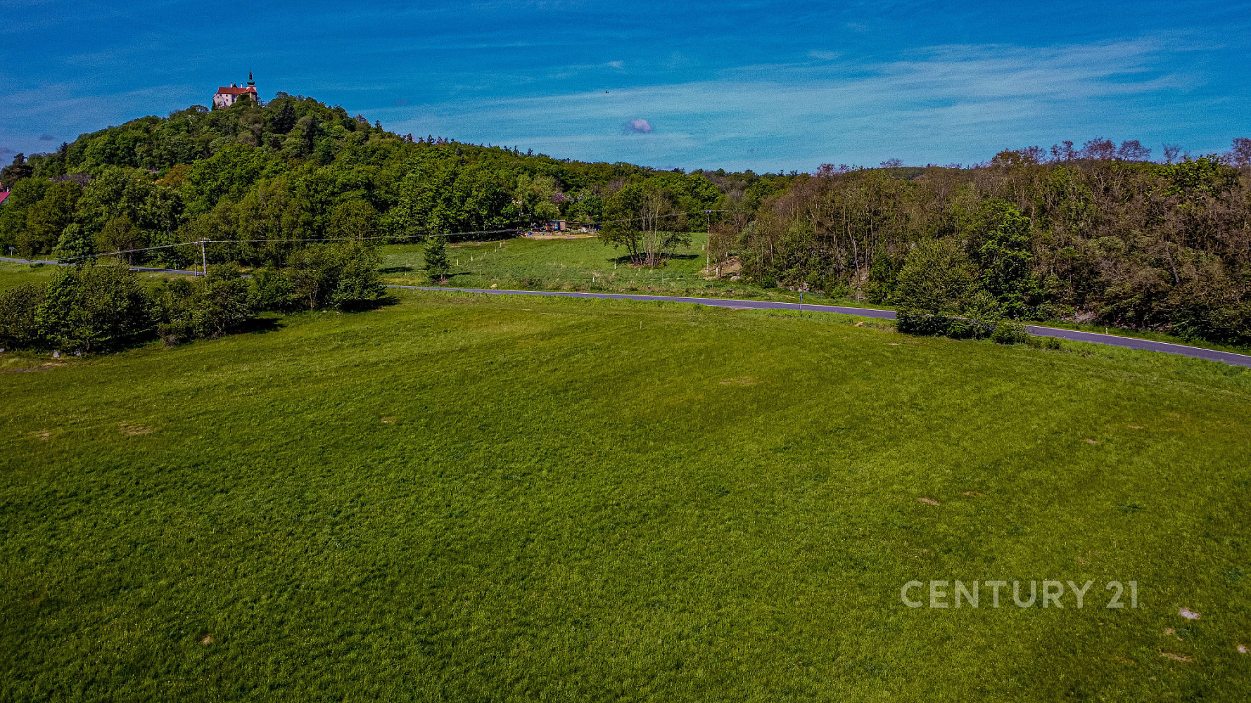 Prodej stavebního pozemku 3 010 m² – fotografie 4