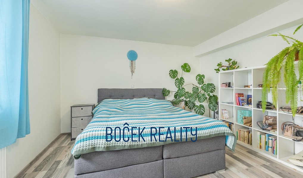Prodej domu 211 m² s pozemkem 1 356 m², Sýkořice – náhled fotky 23