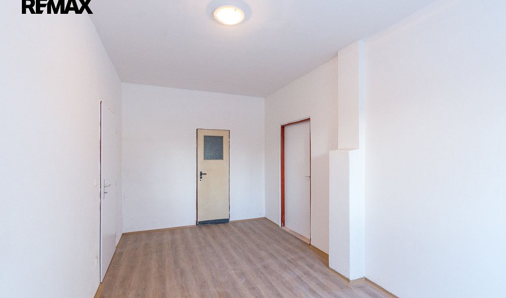 Pronájem obchodních prostor 356 m², Hronov – náhled fotky 19